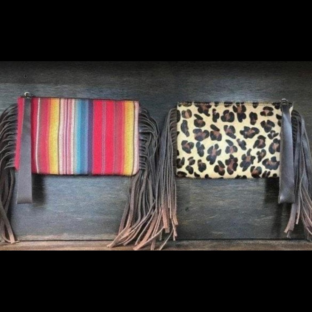 L&B wristlet